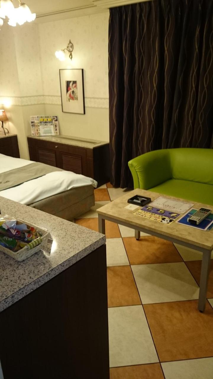 Hotel Itami Eksteriør billede